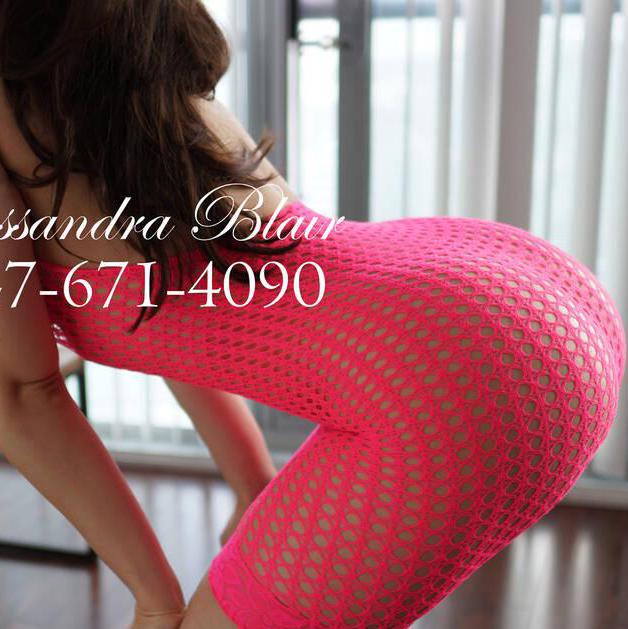 Cassandra 647.671.4090 is Female Escorts. | Toronto | Ontario | Canada | canadatopescorts.com 