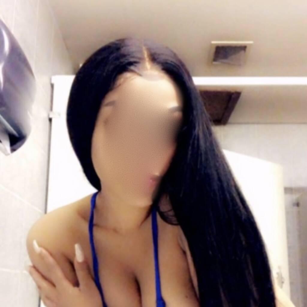 Carmen is Female Escorts. | Owen Sound | Ontario | Canada | canadatopescorts.com 