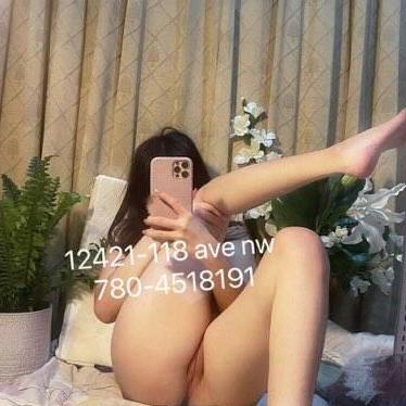 Special B2B NURU Massage is Female Escorts. | Edmonton | Alberta | Canada | canadatopescorts.com 