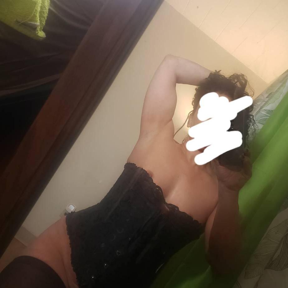 ABBY is Female Escorts. | Guelph | Ontario | Canada | canadatopescorts.com 