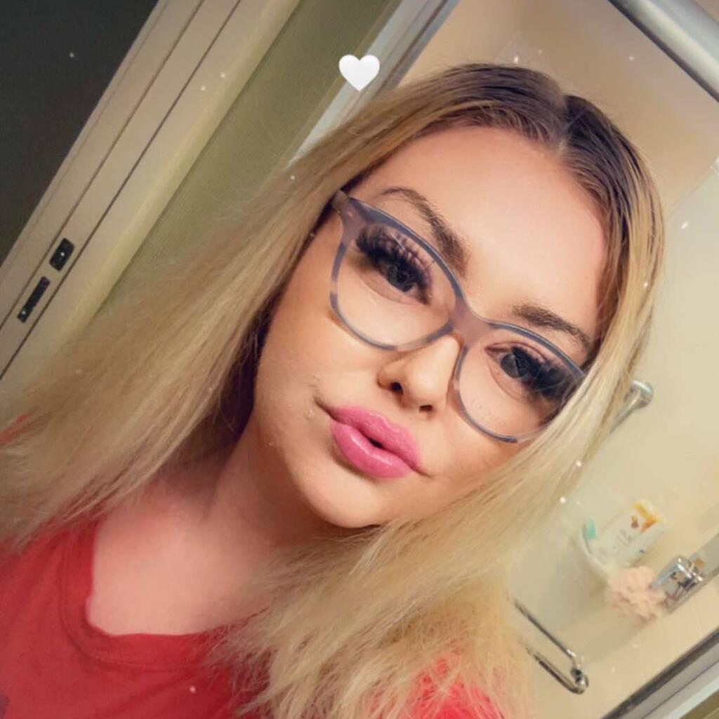 KATE is Female Escorts. | Edmonton | Alberta | Canada | canadatopescorts.com 