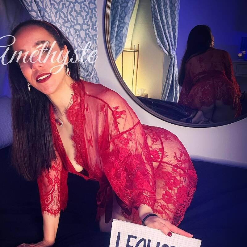 Améthyste is Female Escorts. | Montreal | Quebec | Canada | canadatopescorts.com 