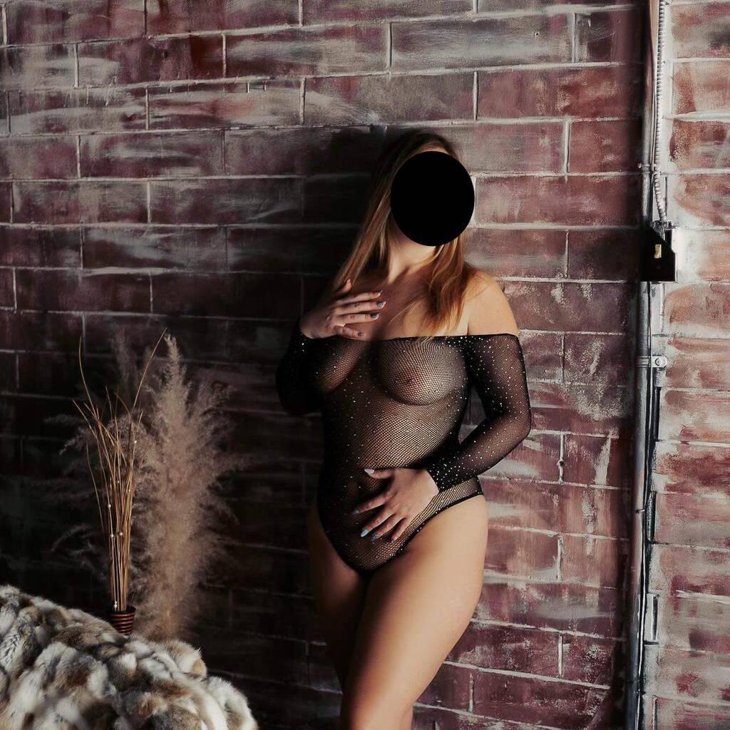 Lexie back is Female Escorts. | Medicine Hat | Alberta | Canada | canadatopescorts.com 