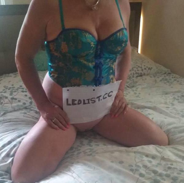 Magic Hands Mindy is Female Escorts. | Barrie | Ontario | Canada | canadatopescorts.com 