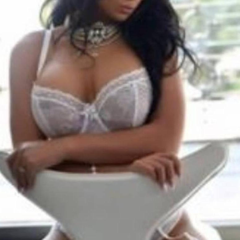 705.990.0052  THALIA is Female Escorts. | Barrie | Ontario | Canada | canadatopescorts.com 