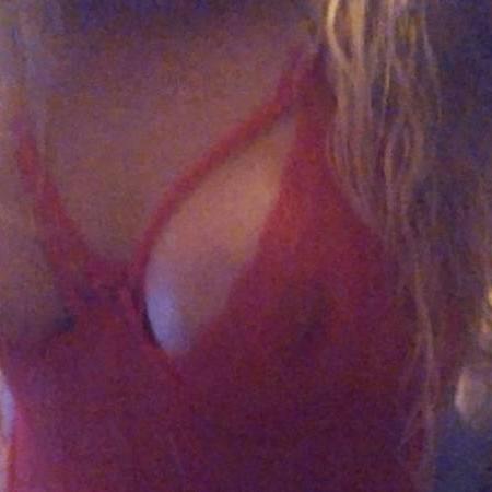 Kimberly is Female Escorts. | Barrie | Ontario | Canada | canadatopescorts.com 