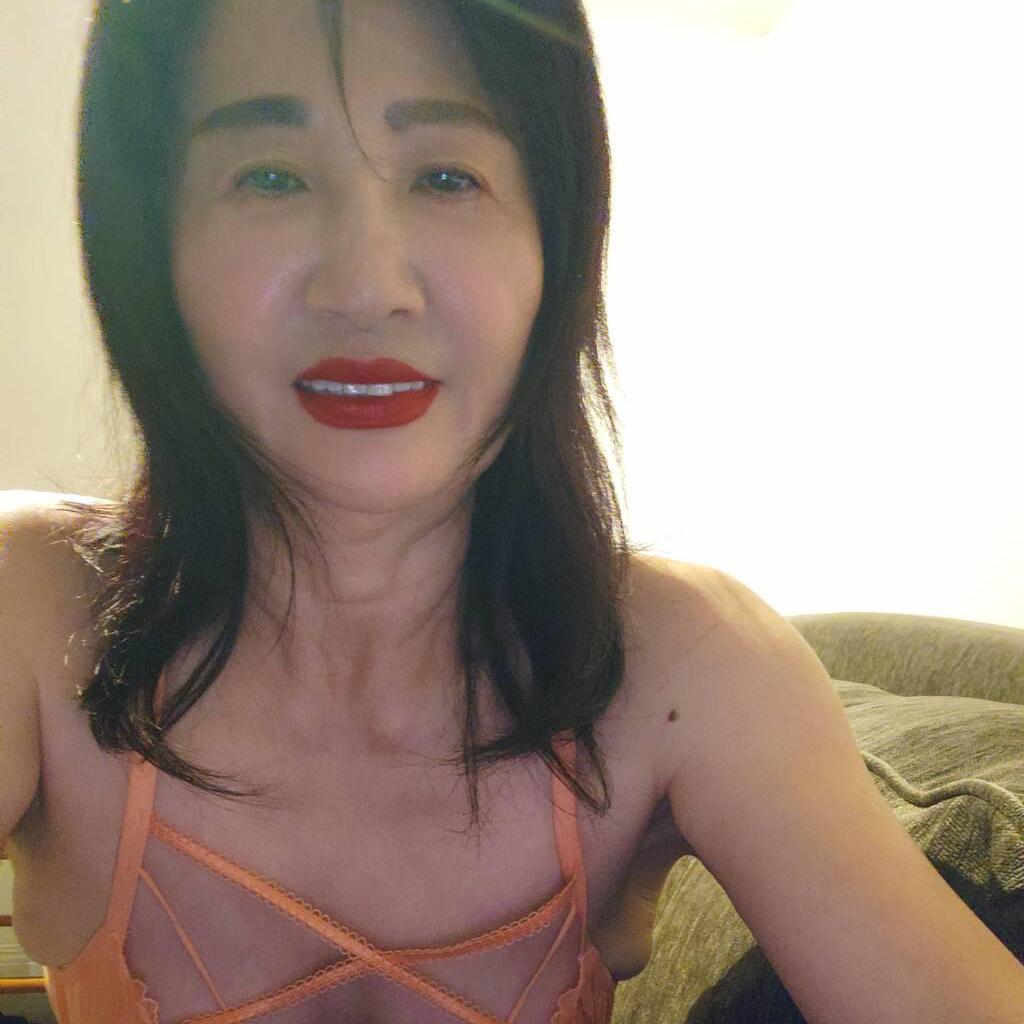 Lisa 587/580/7933 is Female Escorts. | Calgary | Alberta | Canada | canadatopescorts.com 