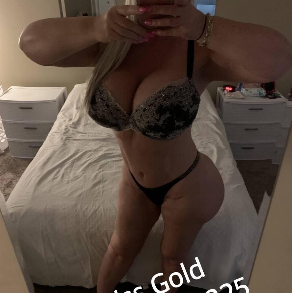 Alexiss Gold is Female Escorts. | Edmonton | Alberta | Canada | canadatopescorts.com 