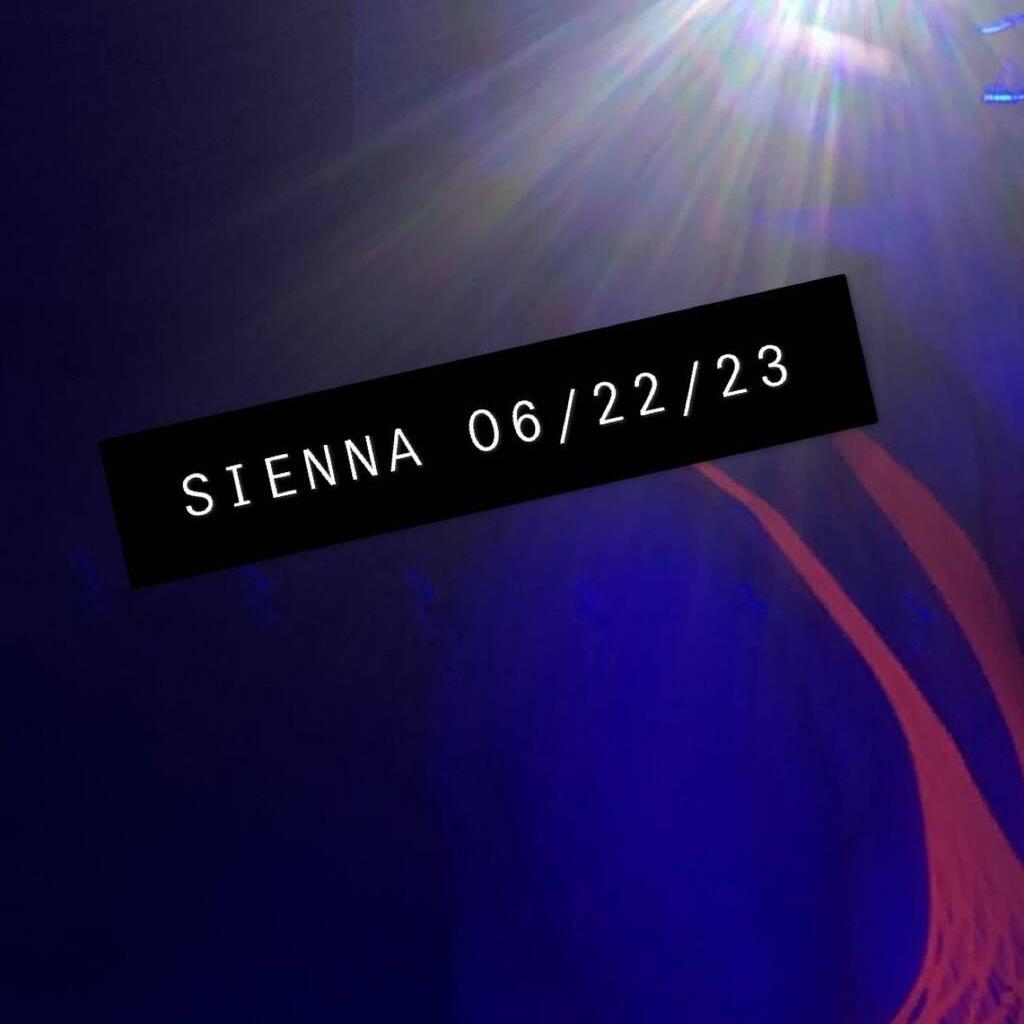 Sienna is Female Escorts. | St. John | New Brunswick | Canada | canadatopescorts.com 