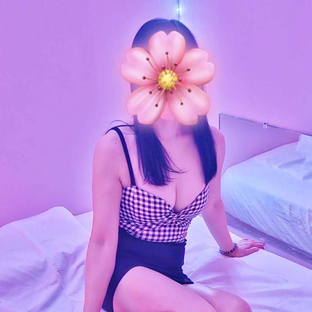 HS Asian Spa is Female Escorts. | Montreal | Quebec | Canada | canadatopescorts.com 