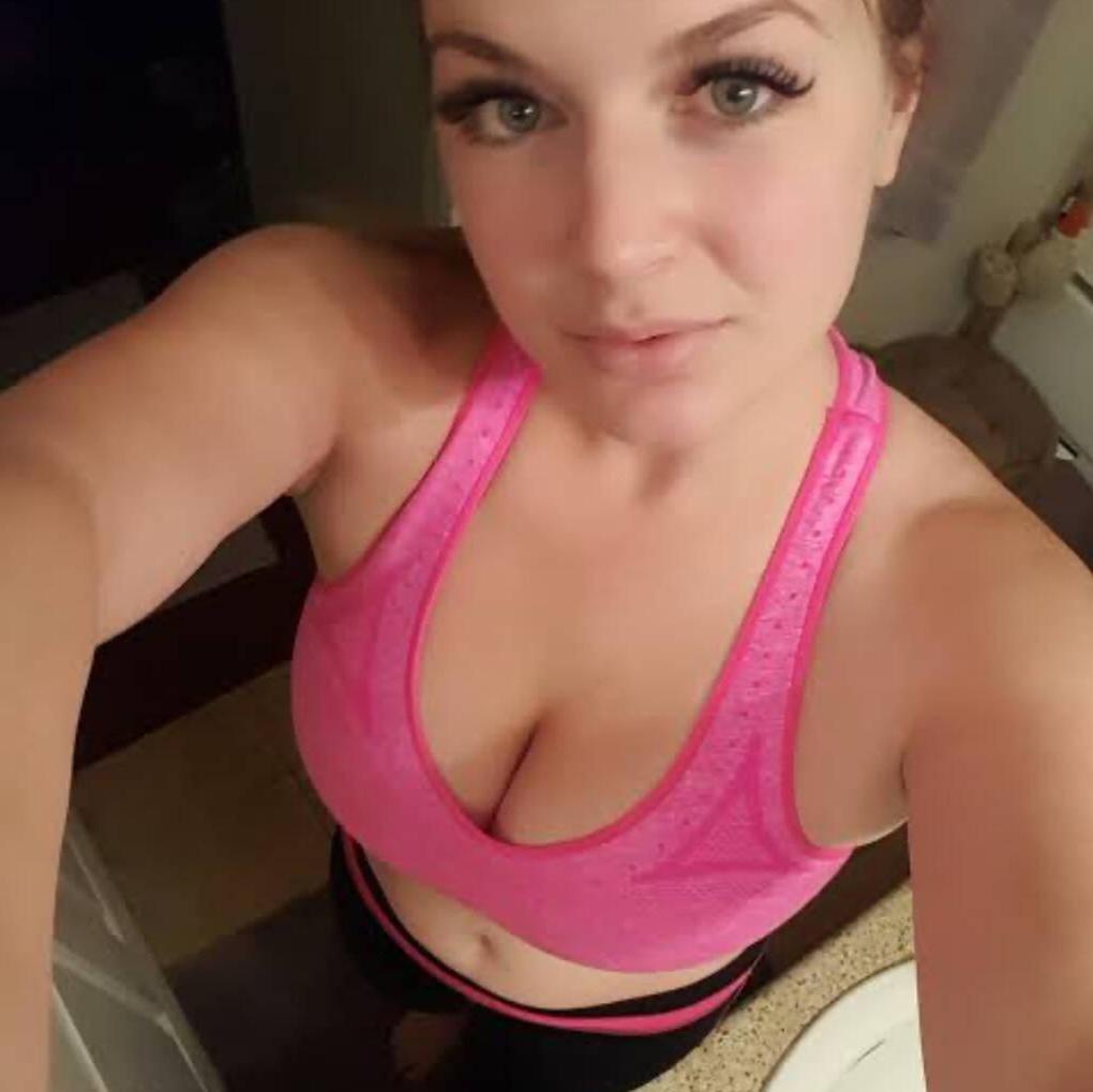 Danne is Female Escorts. | Brandon | Manitoba | Canada | canadatopescorts.com 