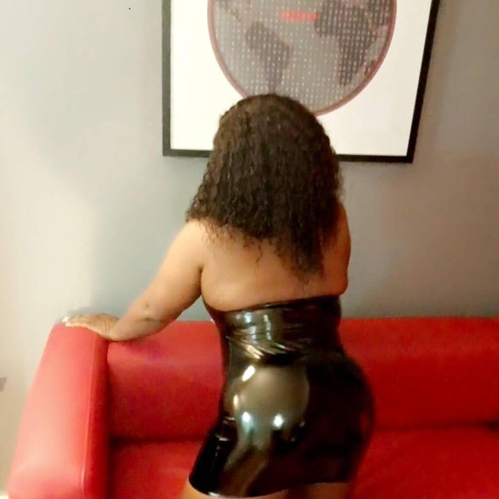 Fresh Ebony Choco Diva is Female Escorts. | windsor | Ontario | Canada | canadatopescorts.com 