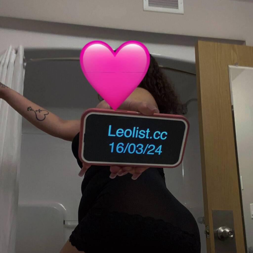 Chloe is Female Escorts. | Moncton | New Brunswick | Canada | canadatopescorts.com 