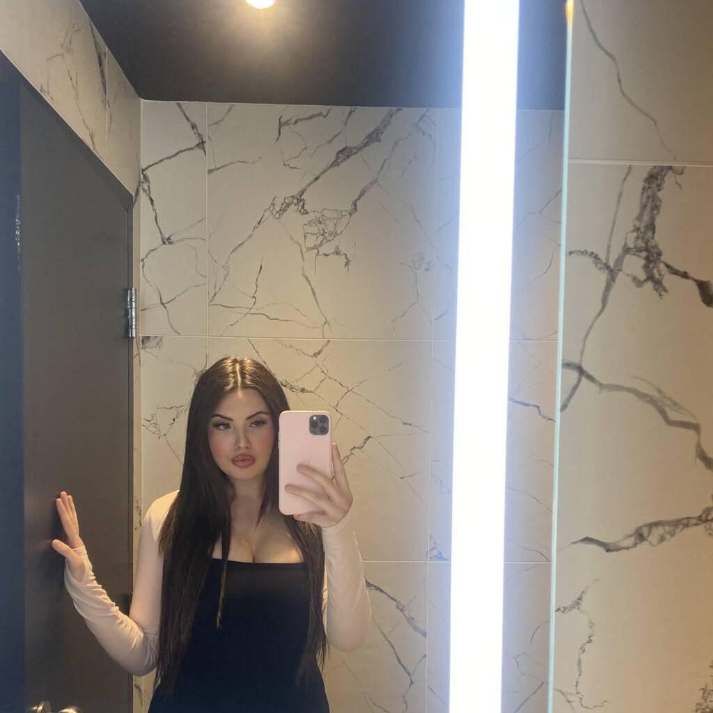 Elena is Female Escorts. | Quebec City | Quebec | Canada | canadatopescorts.com 