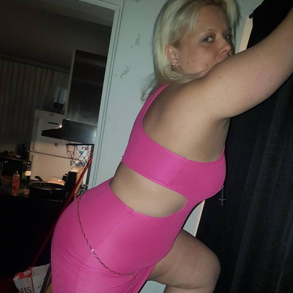 Pricila is Female Escorts. | Quebec City | Quebec | Canada | canadatopescorts.com 