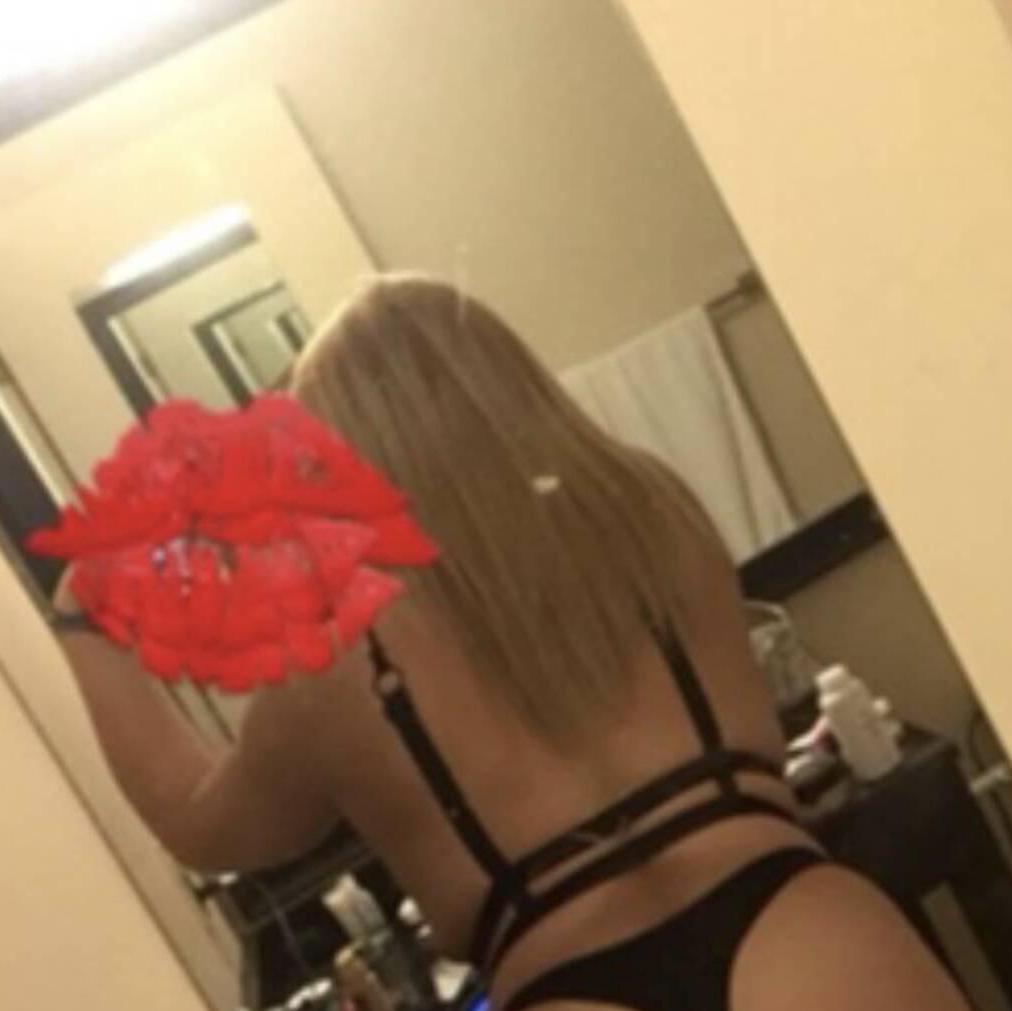 Layla is Female Escorts. | Sherbrooke | Quebec | Canada | canadatopescorts.com 