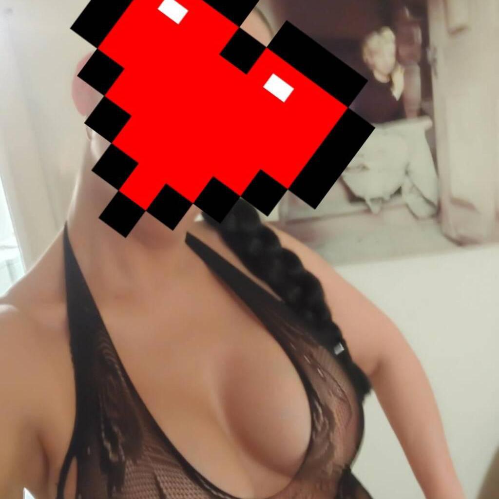 NANCY is Female Escorts. | Montreal | Quebec | Canada | canadatopescorts.com 