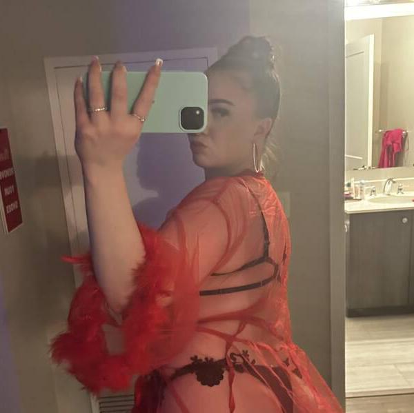 Aurora is Female Escorts. | Hamilton | Ontario | Canada | canadatopescorts.com 