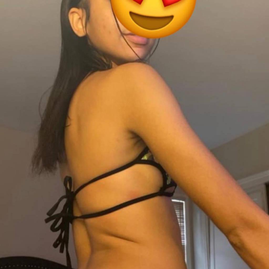 Amber is Female Escorts. | Owen Sound | Ontario | Canada | canadatopescorts.com 