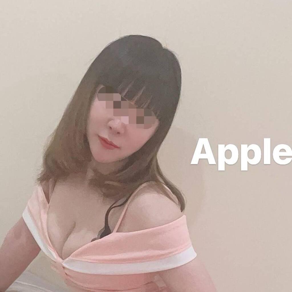 Apple is Female Escorts. | Lethbridge | Alberta | Canada | canadatopescorts.com 