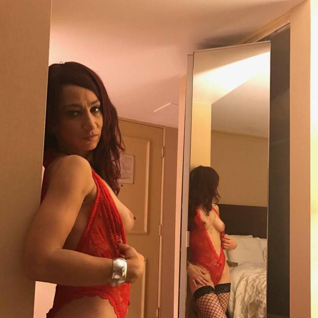 Sasha Starr is Female Escorts. | Nanaimo | British Columbia | Canada | canadatopescorts.com 