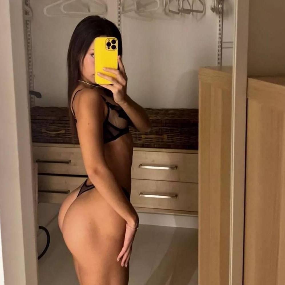 olie is Female Escorts. | Sherbrooke | Quebec | Canada | canadatopescorts.com 