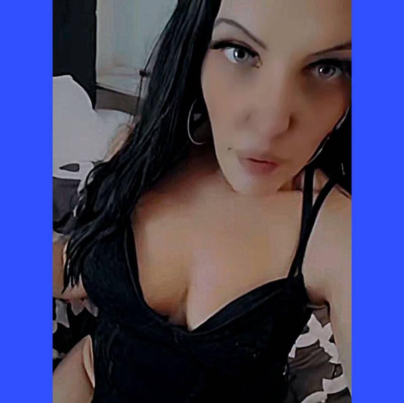 NINA is Female Escorts. | Ottawa | Ontario | Canada | canadatopescorts.com 