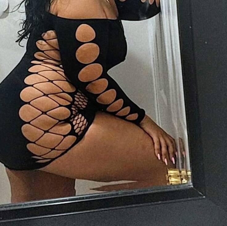 Melyna alvares is Female Escorts. | Ottawa | Ontario | Canada | canadatopescorts.com 