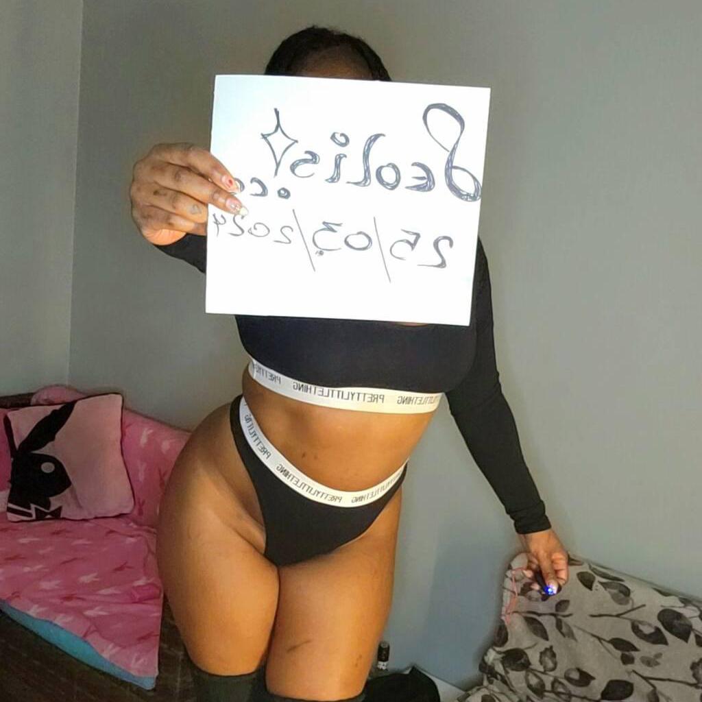 VALERY CoCo is Female Escorts. | Kingston | Ontario | Canada | canadatopescorts.com 