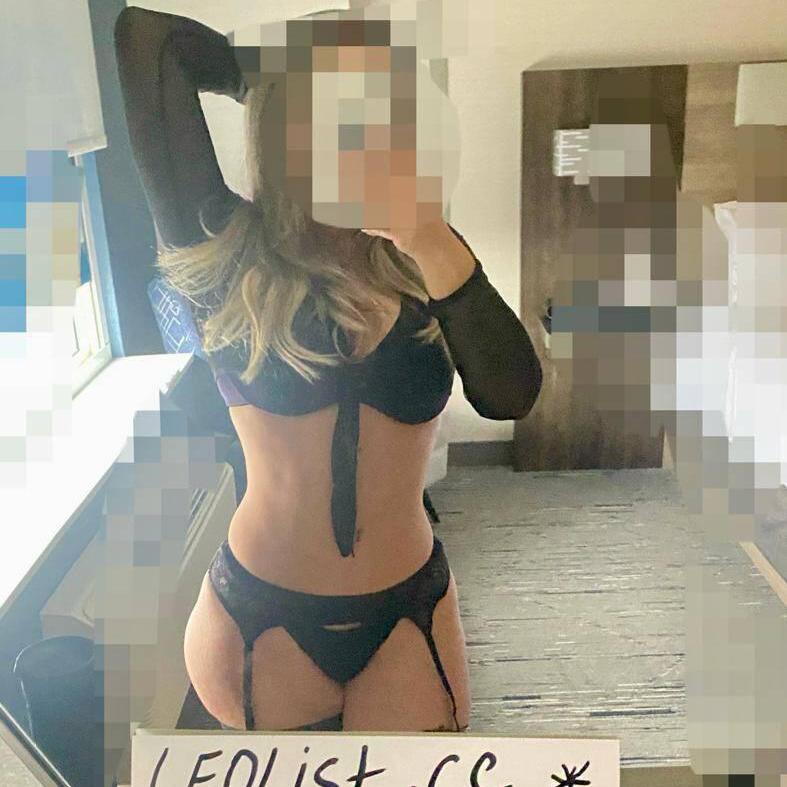 Sarah Gouveia is Female Escorts. | Toronto | Ontario | Canada | canadatopescorts.com 