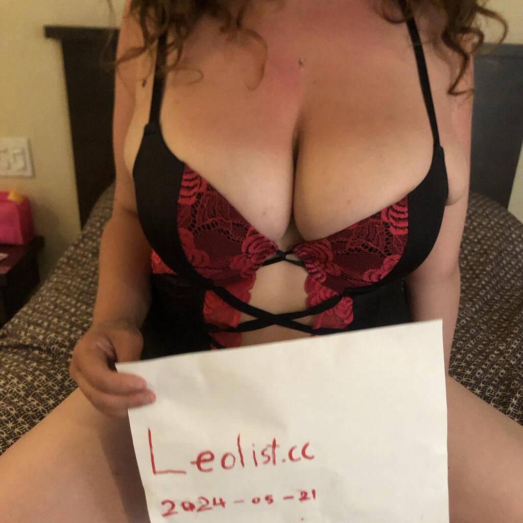 Chloe is Female Escorts. | Montreal | Quebec | Canada | canadatopescorts.com 