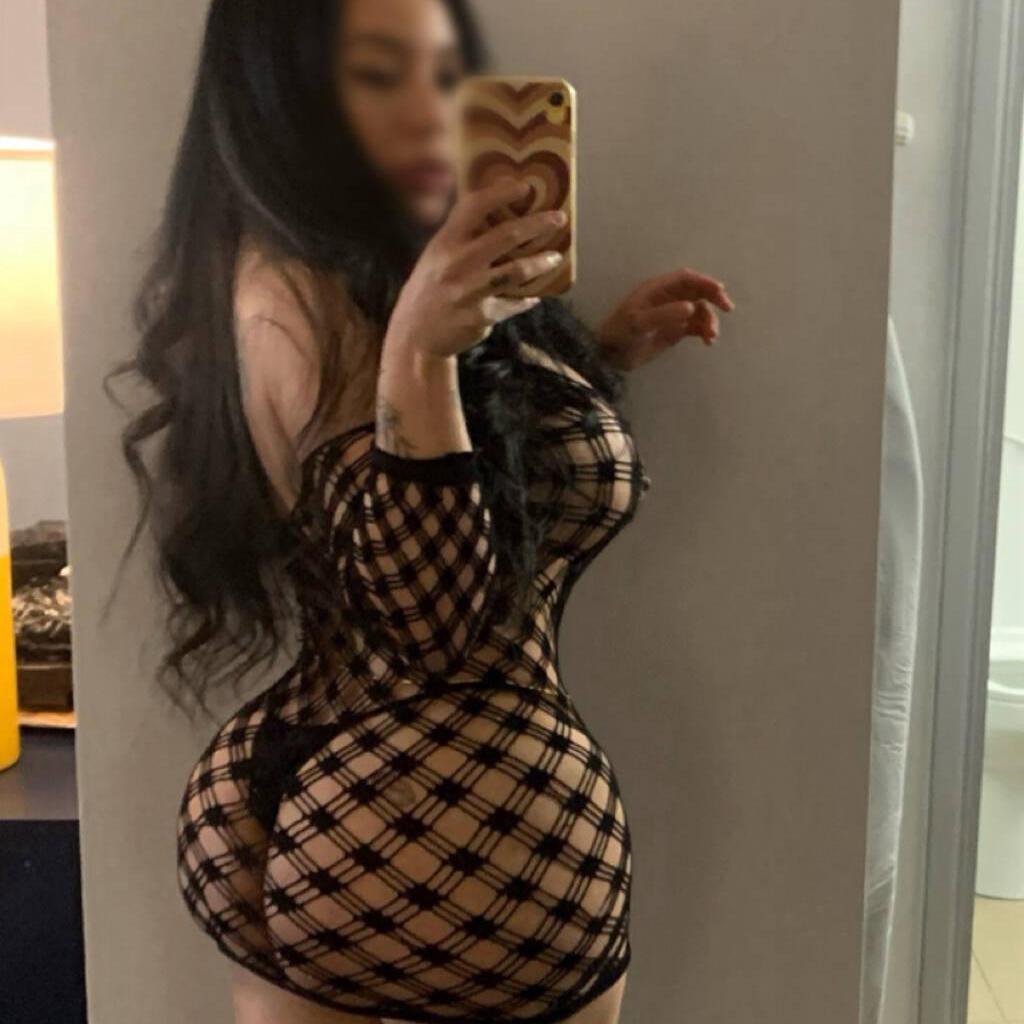 Eva is Female Escorts. | Kelowna | British Columbia | Canada | canadatopescorts.com 