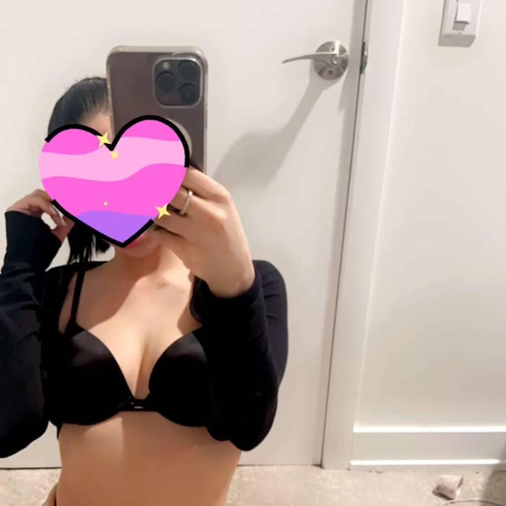 Jordyn is Female Escorts. | Regina | Saskatchewan | Canada | canadatopescorts.com 