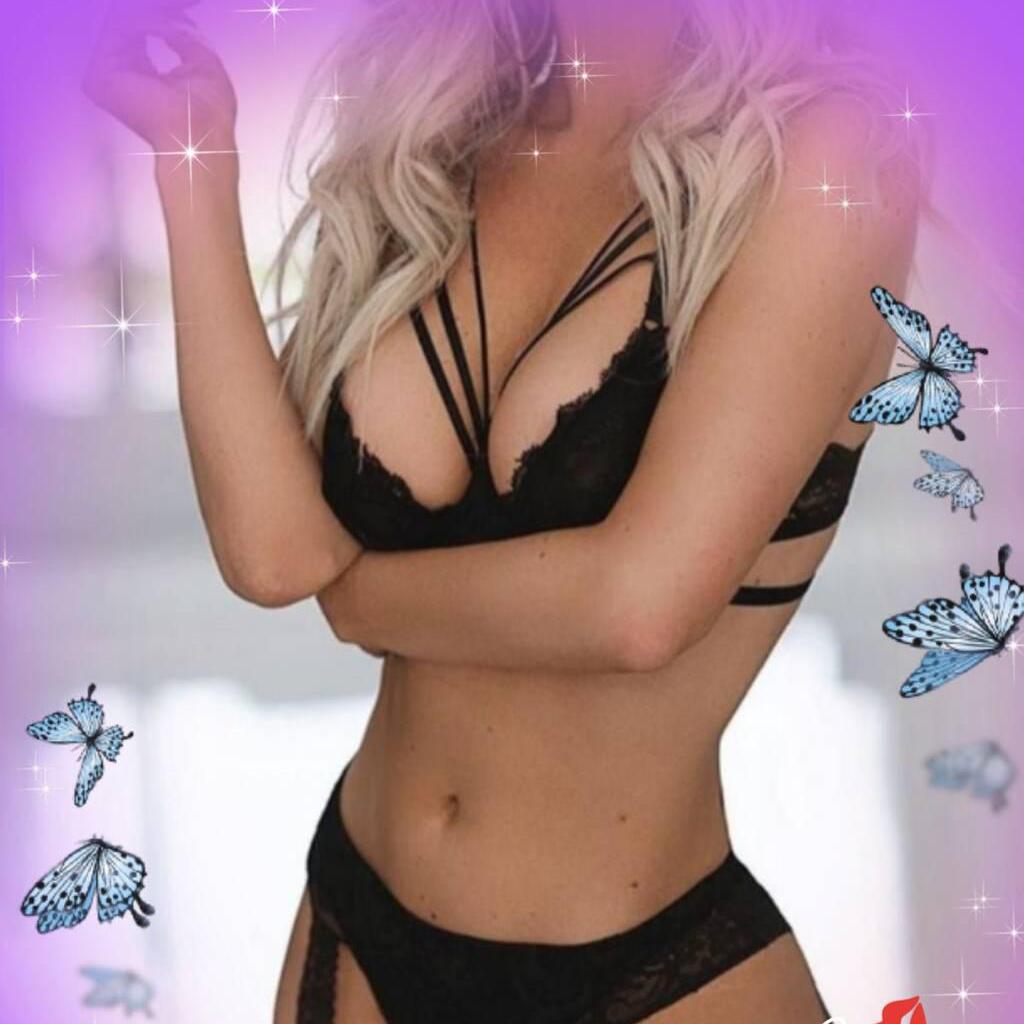 MONROE is Female Escorts. | Edmonton | Alberta | Canada | canadatopescorts.com 