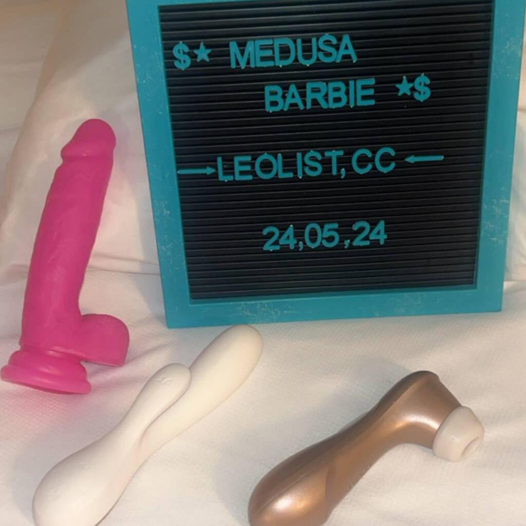 Medusa Barbie is Female Escorts. | windsor | Ontario | Canada | canadatopescorts.com 