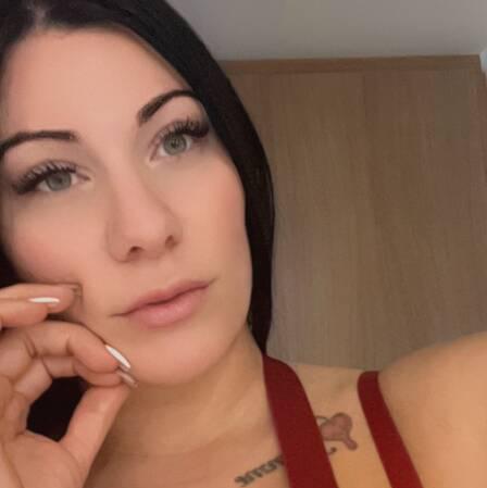 Sweet riley is Female Escorts. | Guelph | Ontario | Canada | canadatopescorts.com 