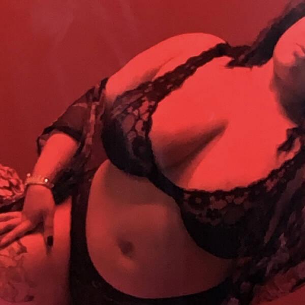 Sophia Sapphire is Female Escorts. | Regina | Saskatchewan | Canada | canadatopescorts.com 