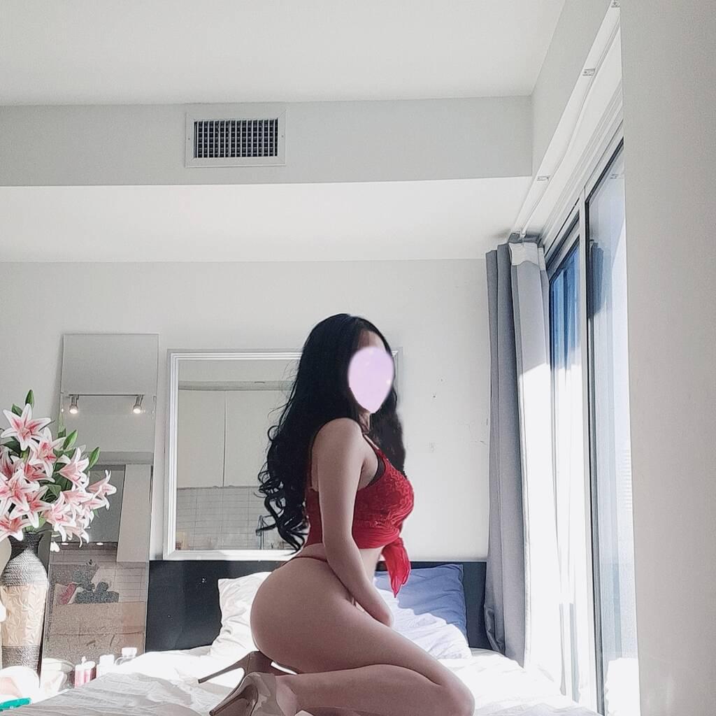 Love Lee is Female Escorts. | Toronto | Ontario | Canada | canadatopescorts.com 