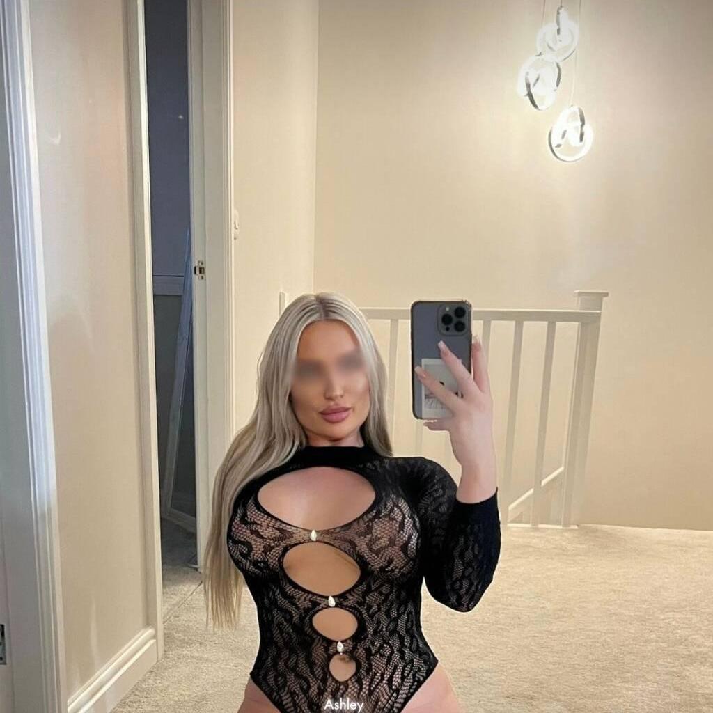 Ashlee is Female Escorts. | belleville | Ontario | Canada | canadatopescorts.com 