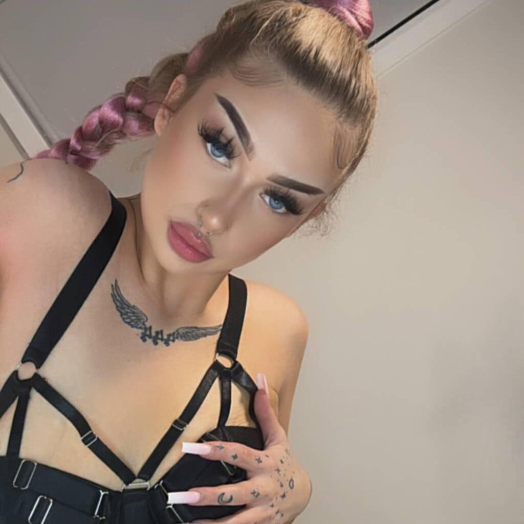 Goddess Jay is Female Escorts. | Winnipeg | Manitoba | Canada | canadatopescorts.com 