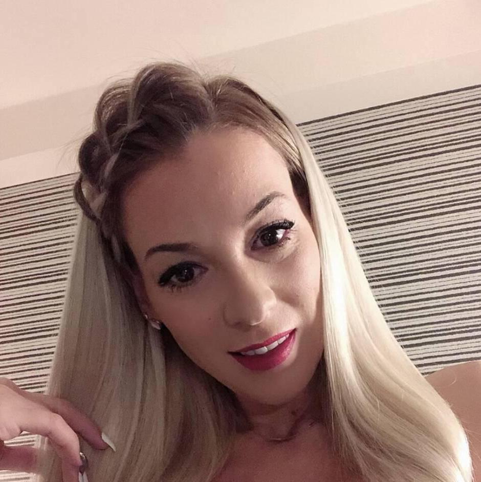 Lucy is Female Escorts. | Fredericton | New Brunswick | Canada | canadatopescorts.com 