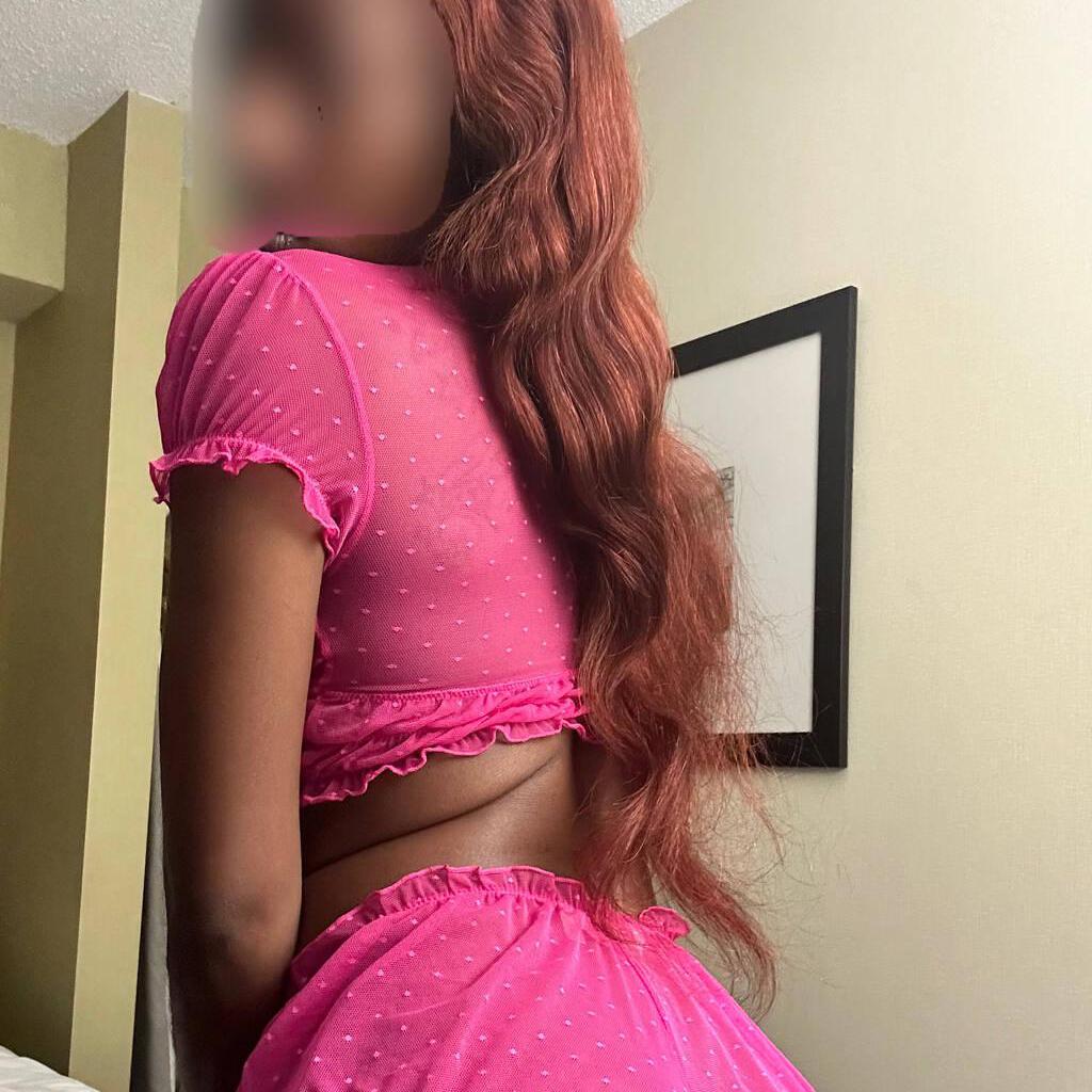 Jasmine is Female Escorts. | Kitchener | Ontario | Canada | canadatopescorts.com 