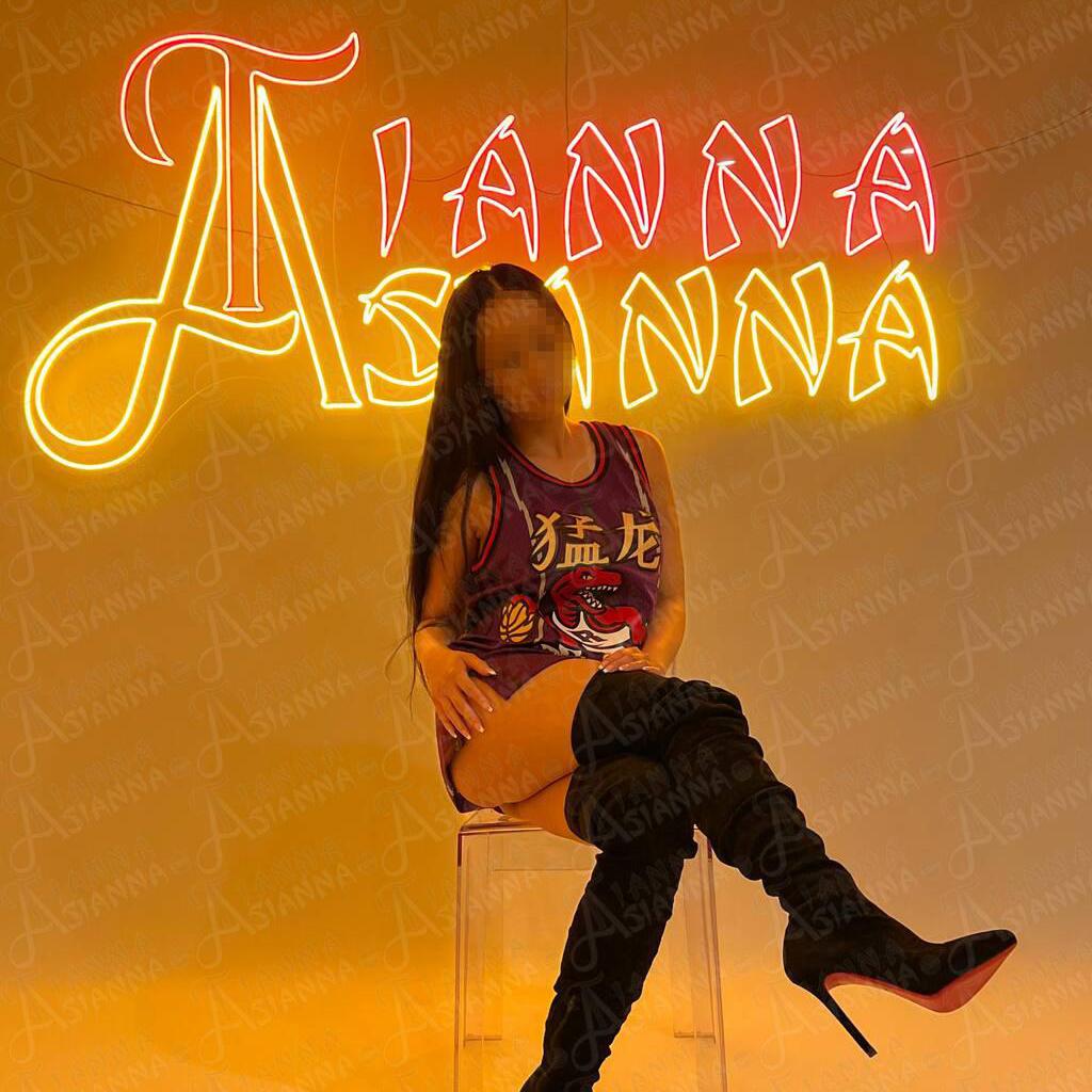 Tianna Asianna is Female Escorts. | Toronto | Ontario | Canada | canadatopescorts.com 