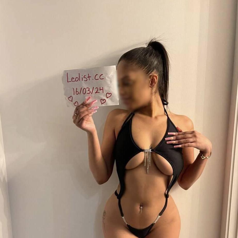 Amarah is Female Escorts. | Owen Sound | Ontario | Canada | canadatopescorts.com 