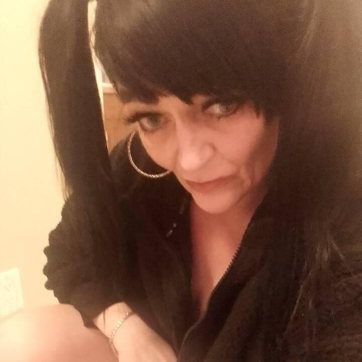 Ultimate Threesome is Female Escorts. | Edmonton | Alberta | Canada | canadatopescorts.com 