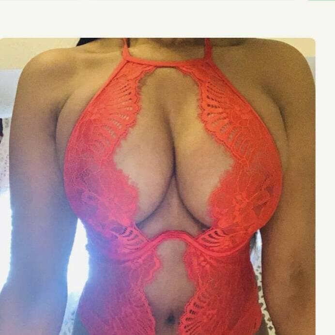 Sara is Female Escorts. | Edmonton | Alberta | Canada | canadatopescorts.com 