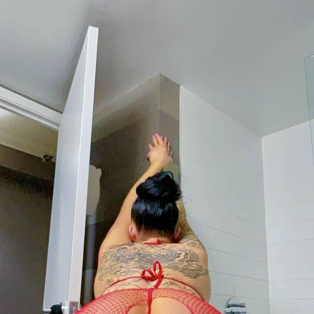 Waterloo-Khloe is Female Escorts. | Kitchener | Ontario | Canada | canadatopescorts.com 