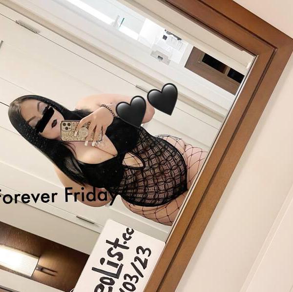 Forever Friday is Female Escorts. | Hamilton | Ontario | Canada | canadatopescorts.com 