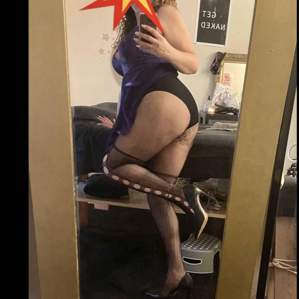 JASMIN is Female Escorts. | Edmonton | Alberta | Canada | canadatopescorts.com 