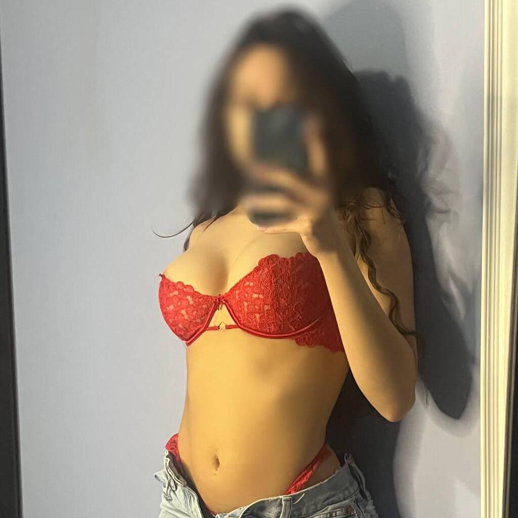 Vanessa is Female Escorts. | windsor | Ontario | Canada | canadatopescorts.com 